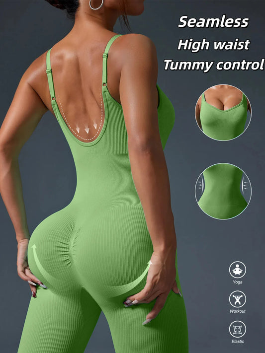 Macacão Esportivo com Decote nas Costas